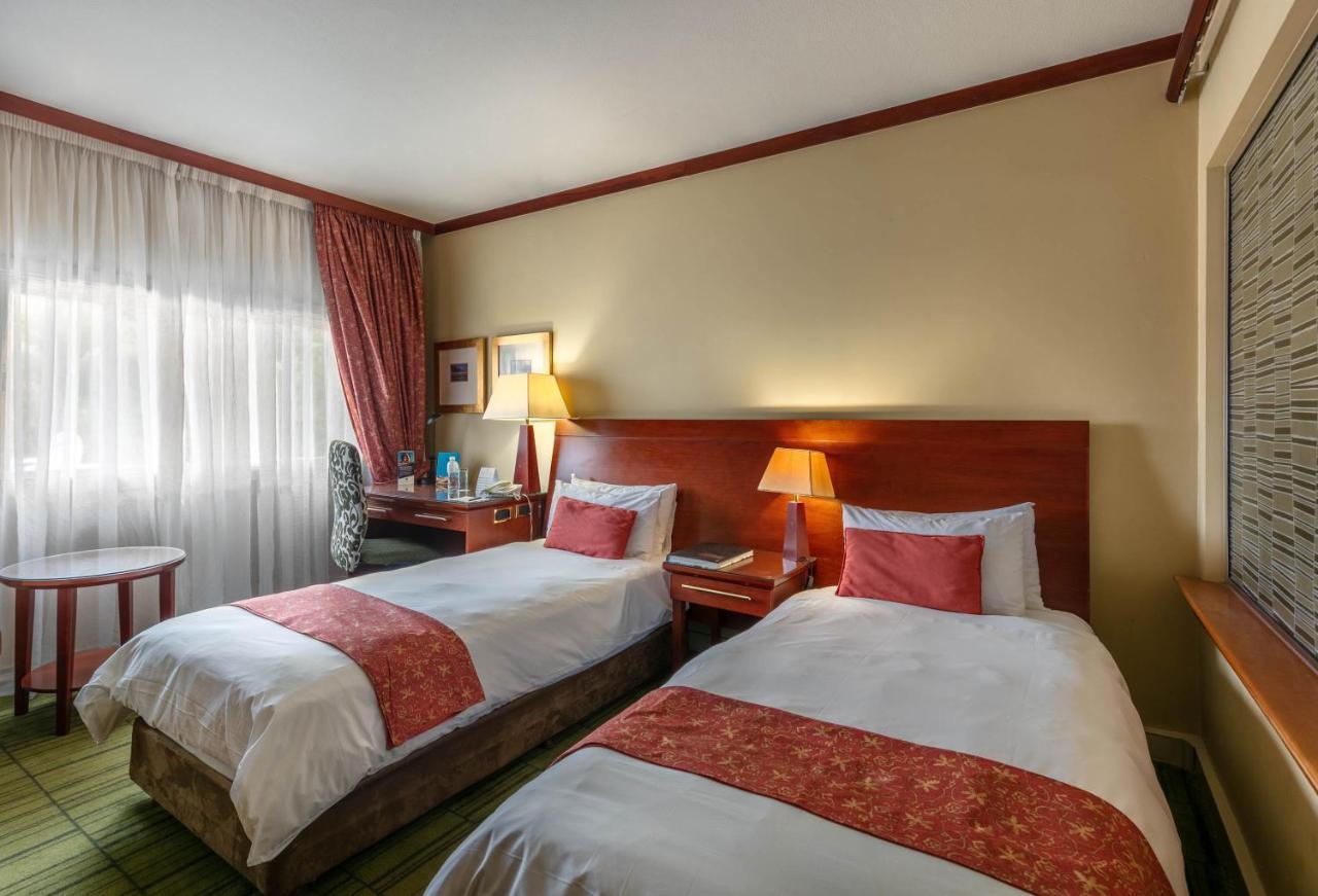 Peermont Walmont At The Grand Palm, Gaborone Hotel Екстериор снимка
