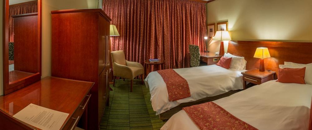 Peermont Walmont At The Grand Palm, Gaborone Hotel Екстериор снимка
