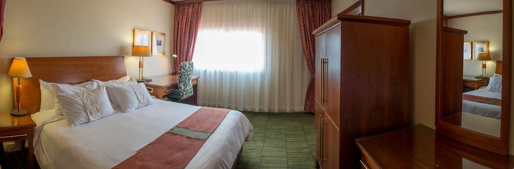 Peermont Walmont At The Grand Palm, Gaborone Hotel Екстериор снимка