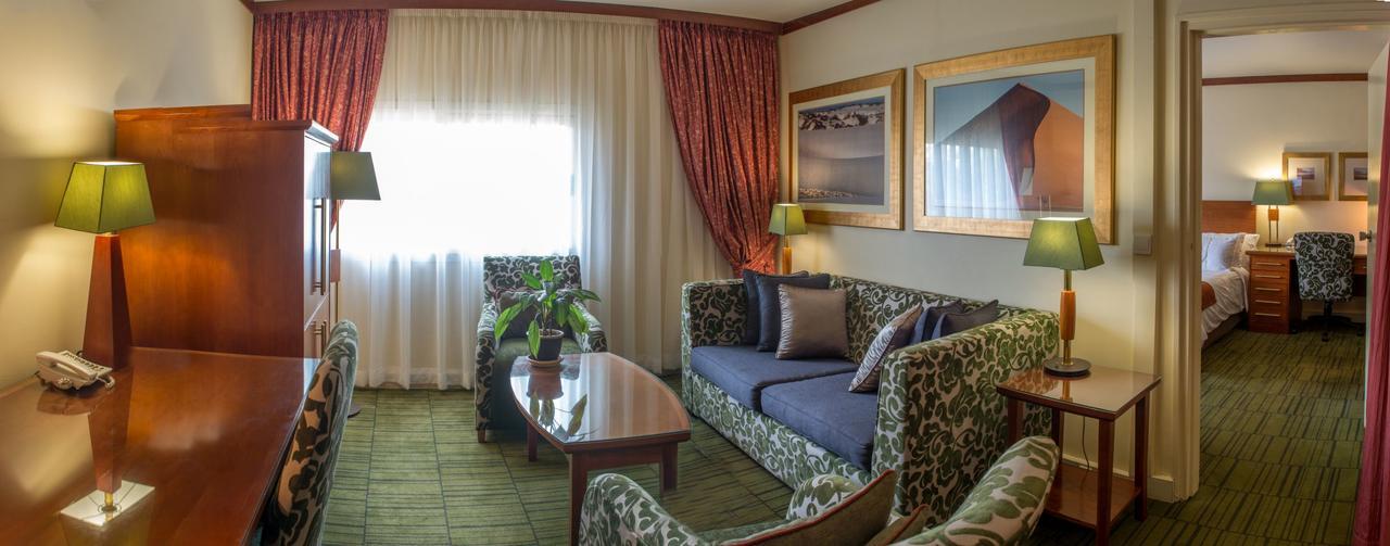 Peermont Walmont At The Grand Palm, Gaborone Hotel Екстериор снимка