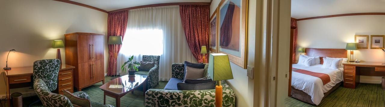 Peermont Walmont At The Grand Palm, Gaborone Hotel Екстериор снимка