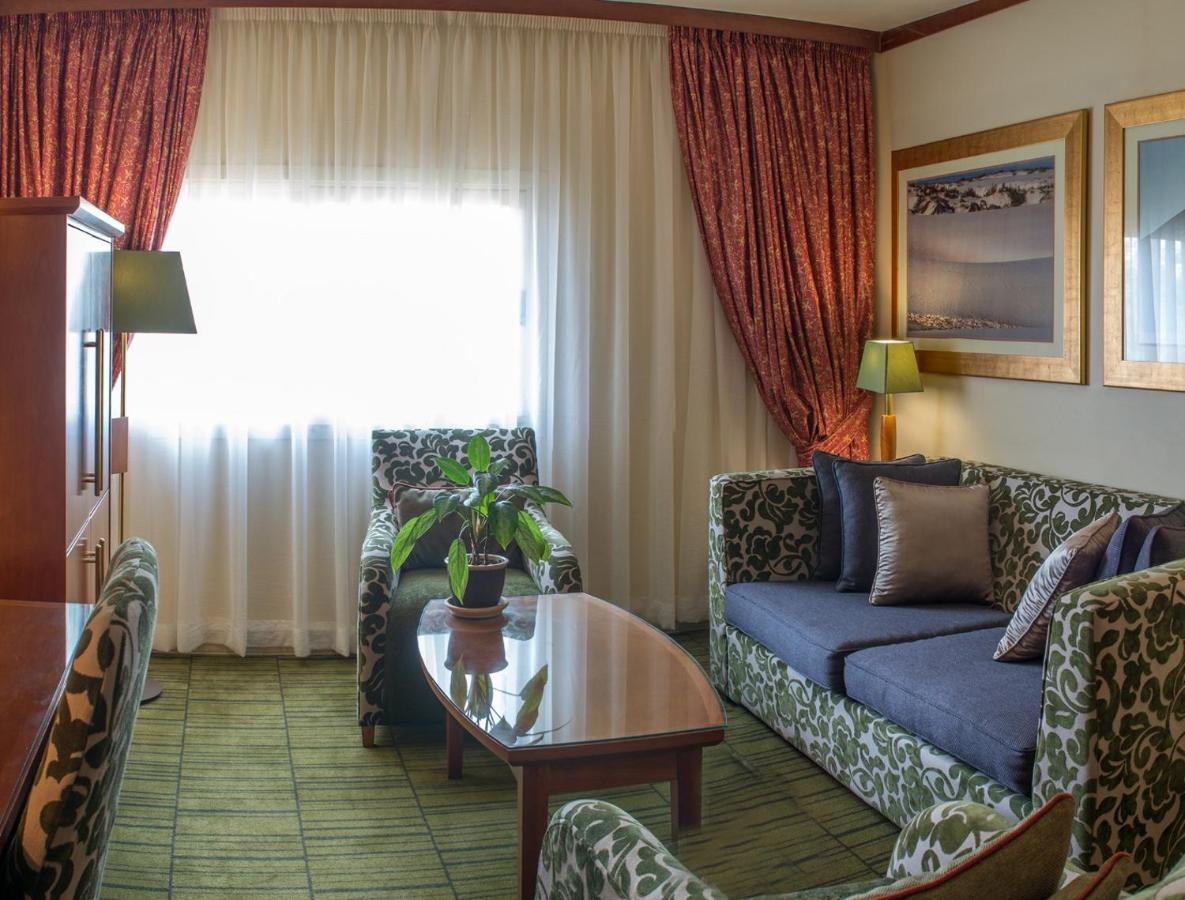 Peermont Walmont At The Grand Palm, Gaborone Hotel Екстериор снимка
